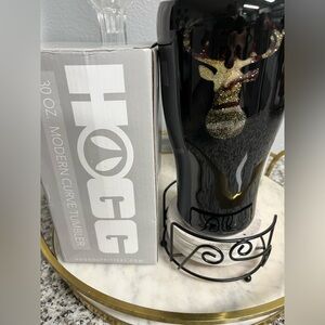 HOGG Outfitters 30 0z. Tumbler